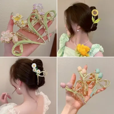 ヘアクリップ・花柄・植物モチーフ・大きめ・春夏トレンド・まとめ髪・おしゃれ・上品