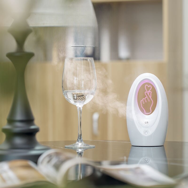 USB加湿器｜家庭用・霧化式・アロマ対応・LEDライト付き・ポータブル・小型・スマート・乾燥対策・ギフト|undefined