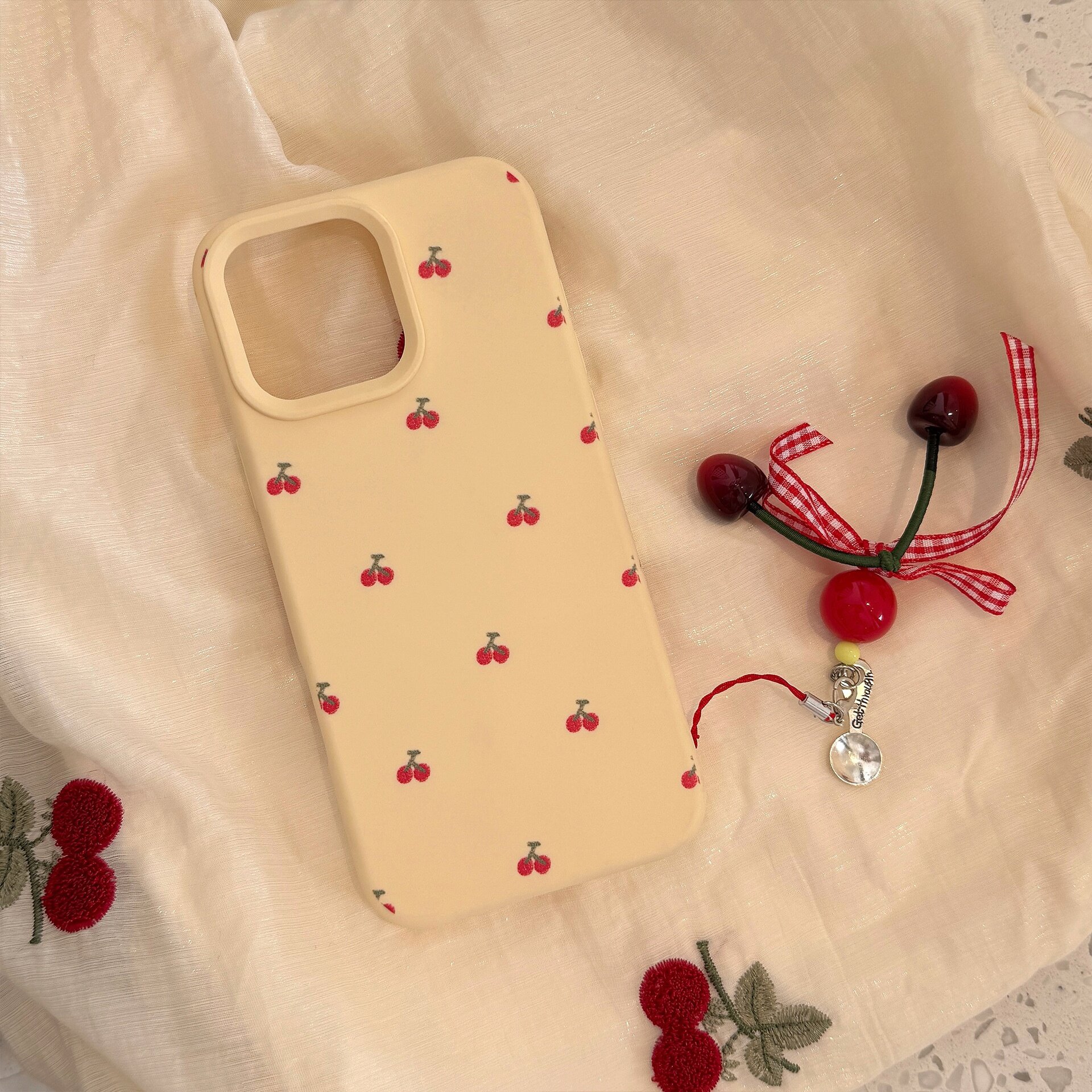 スマホケース｜iPhoneシリーズ・さくらんぼチャーム付き・可愛い・ガーリー・全面保護|undefined