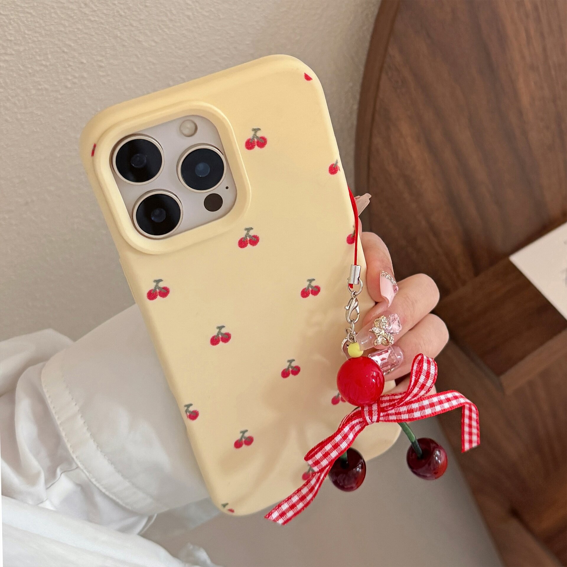 スマホケース｜iPhoneシリーズ・さくらんぼチャーム付き・可愛い・ガーリー・全面保護|undefined