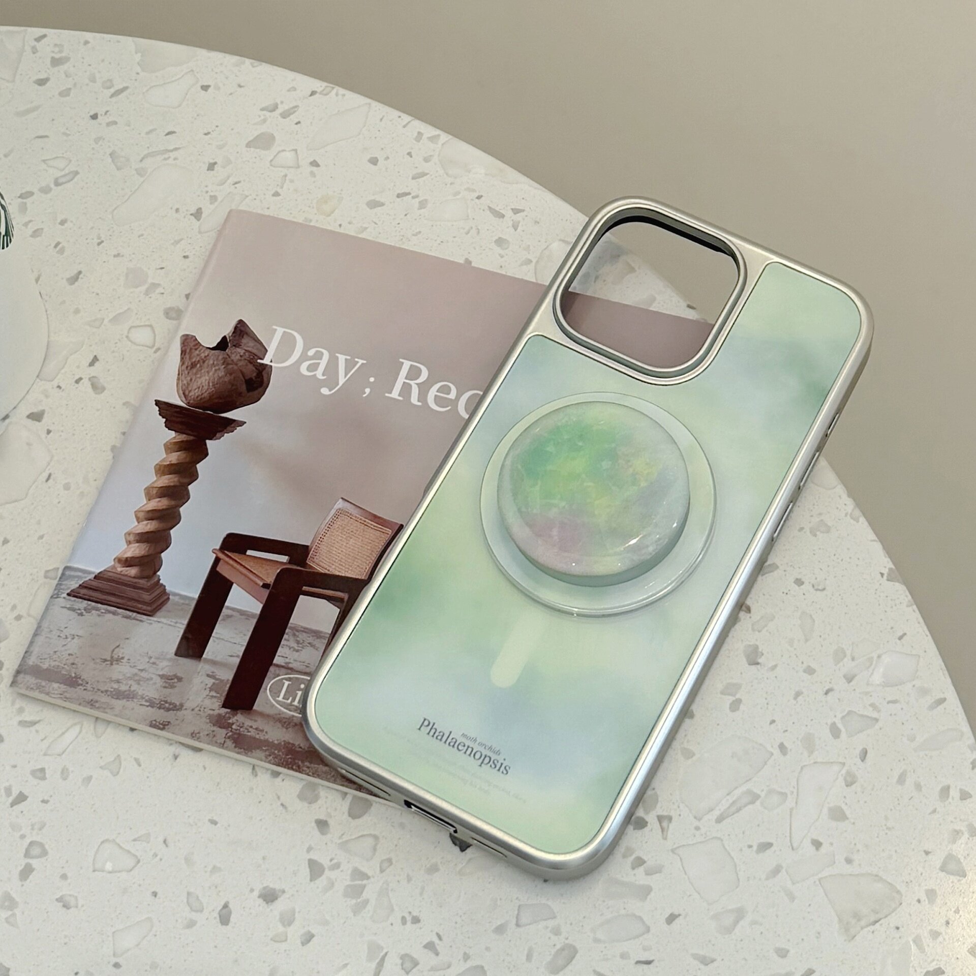 スマホケース｜iPhoneシリーズ・メッキ・磁気スタンド付き・カジュアル・落下防止・おしゃれ・スタイリッシュ|undefined