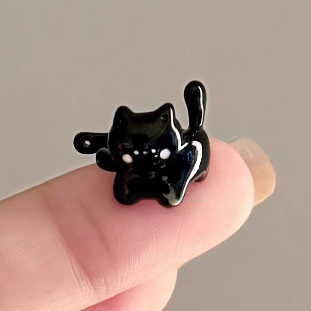 耳クリップ｜猫耳デザイン・イヤリング・個性的・耳に挟むタイプ・おしゃれ・大人可愛い|undefined