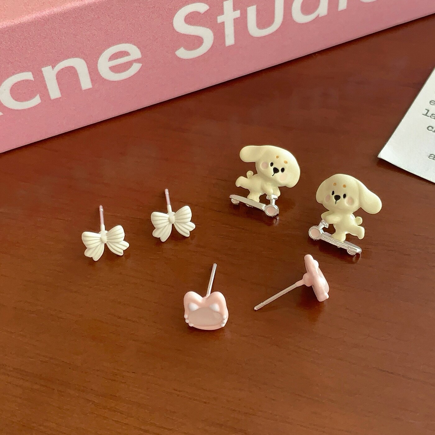 ピアス｜ネコ・イヌ・スケートボード・スタッドピアス・かわいい・ピンク・ファッション・レディース|undefined