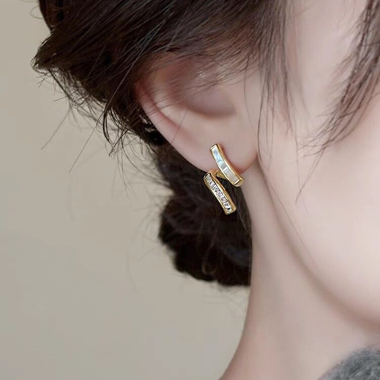 S925銀針・ピアス・天然貝・螺鈿・上品・高見え・大人可愛い|undefined