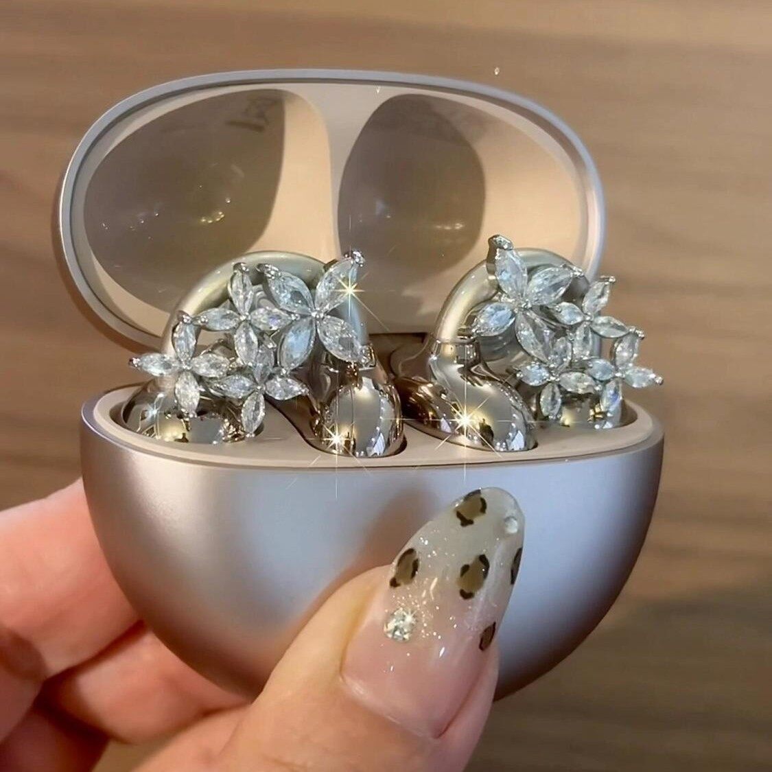 ジルコニア・イヤホンクリップ・DIY・イヤホンアクセサリー・百搭・INS風・おしゃれ・上品・イヤホン飾り|undefined