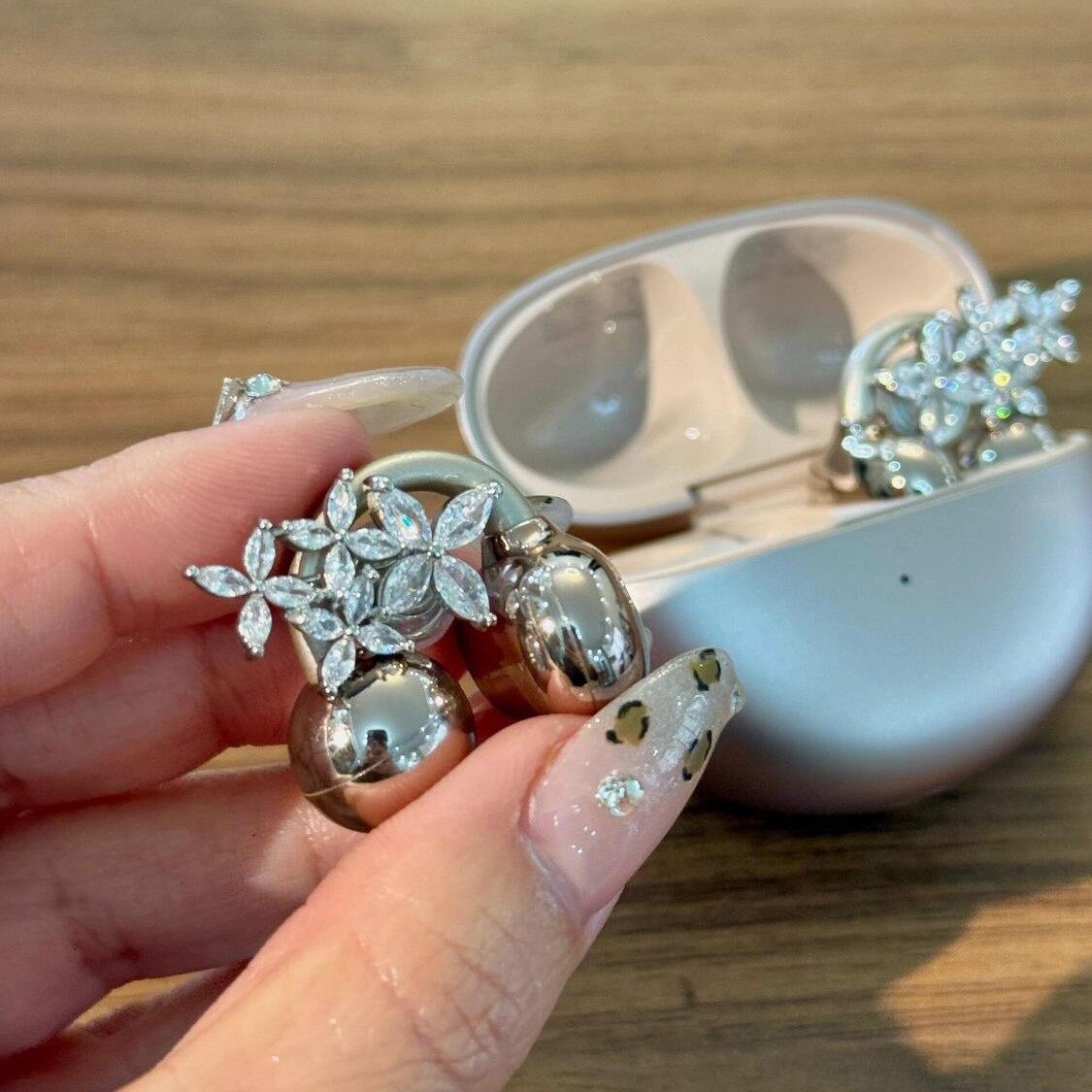 ジルコニア・イヤホンクリップ・DIY・イヤホンアクセサリー・百搭・INS風・おしゃれ・上品・イヤホン飾り|undefined