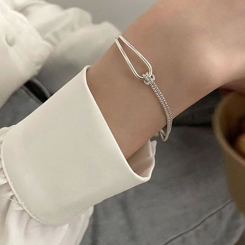 ブレスレット｜二連風・結びデザイン・上品・高見え・個性的・お洒落・合わせやすい|undefined