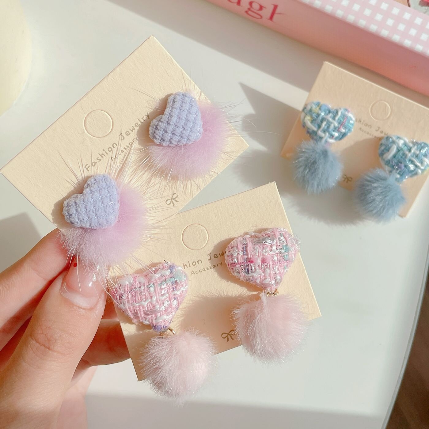 ピアス｜925銀針・秋冬・愛のハート・ふわふわ・可愛らしい・お洒落・優しい|undefined