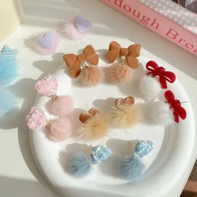 ピアス｜925銀針・秋冬・愛のハート・ふわふわ・可愛らしい・お洒落・優しい