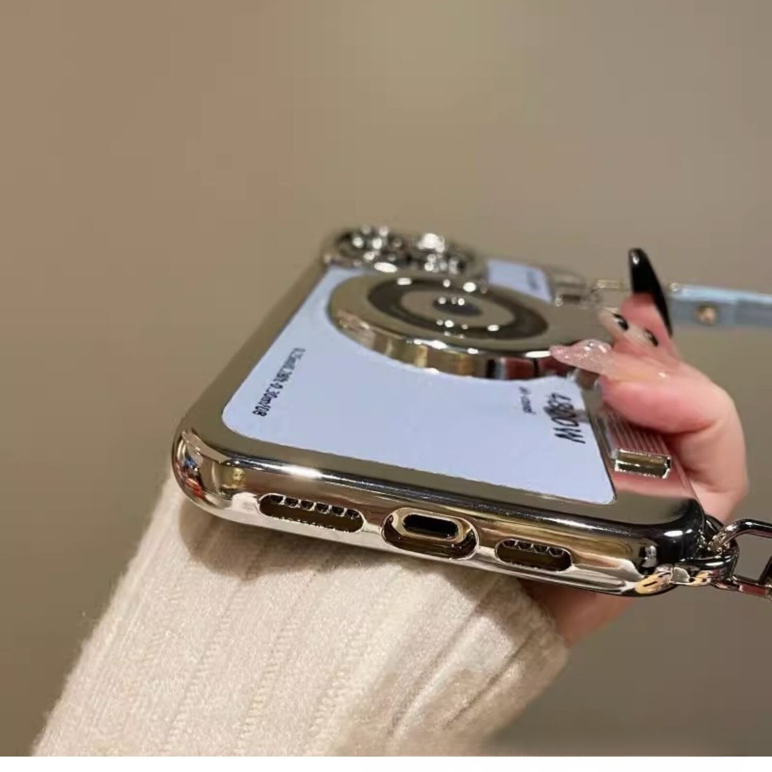 スマホケース｜レトロ・カメラ・ソリッドカラー・クリエイティブ・iPhoneシリーズ・多用途・落下防止と耐摩耗性|undefined