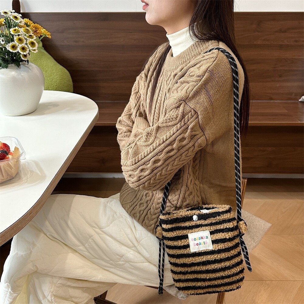 バッグ｜韓国風・かわいい・冬用・新品・ぬいぐるみ・レインボー・ドット・ショルダー収納バッグ|undefined