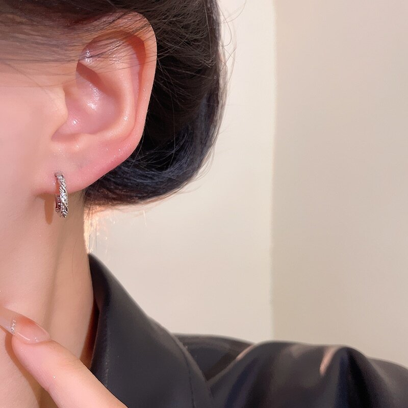 ピアス｜個性的・キラキラ・輝く・ダイヤモンド付き・インスタトレンド・万能・上品|undefined