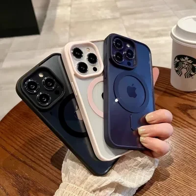 スマホケース｜シリコン製・マグネット式・シンプル・iPhone・透明アクリル素材・耐衝撃