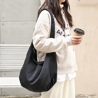 YOOYOOTOWN ショルダーバッグ｜ナイロン製・大容量・斜めがけ・レトロ・カジュアル・おしゃれ・人気