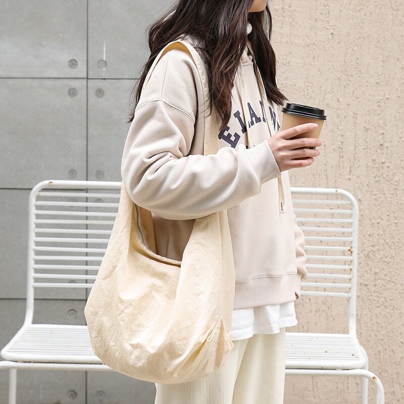 ショルダーバッグ｜ナイロン製・大容量・斜めがけ・レトロ・カジュアル・おしゃれ・人気|undefined