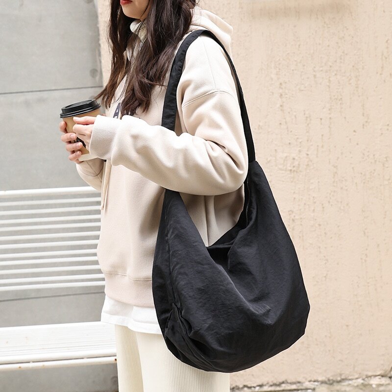 ショルダーバッグ｜ナイロン製・大容量・斜めがけ・レトロ・カジュアル・おしゃれ・人気|undefined