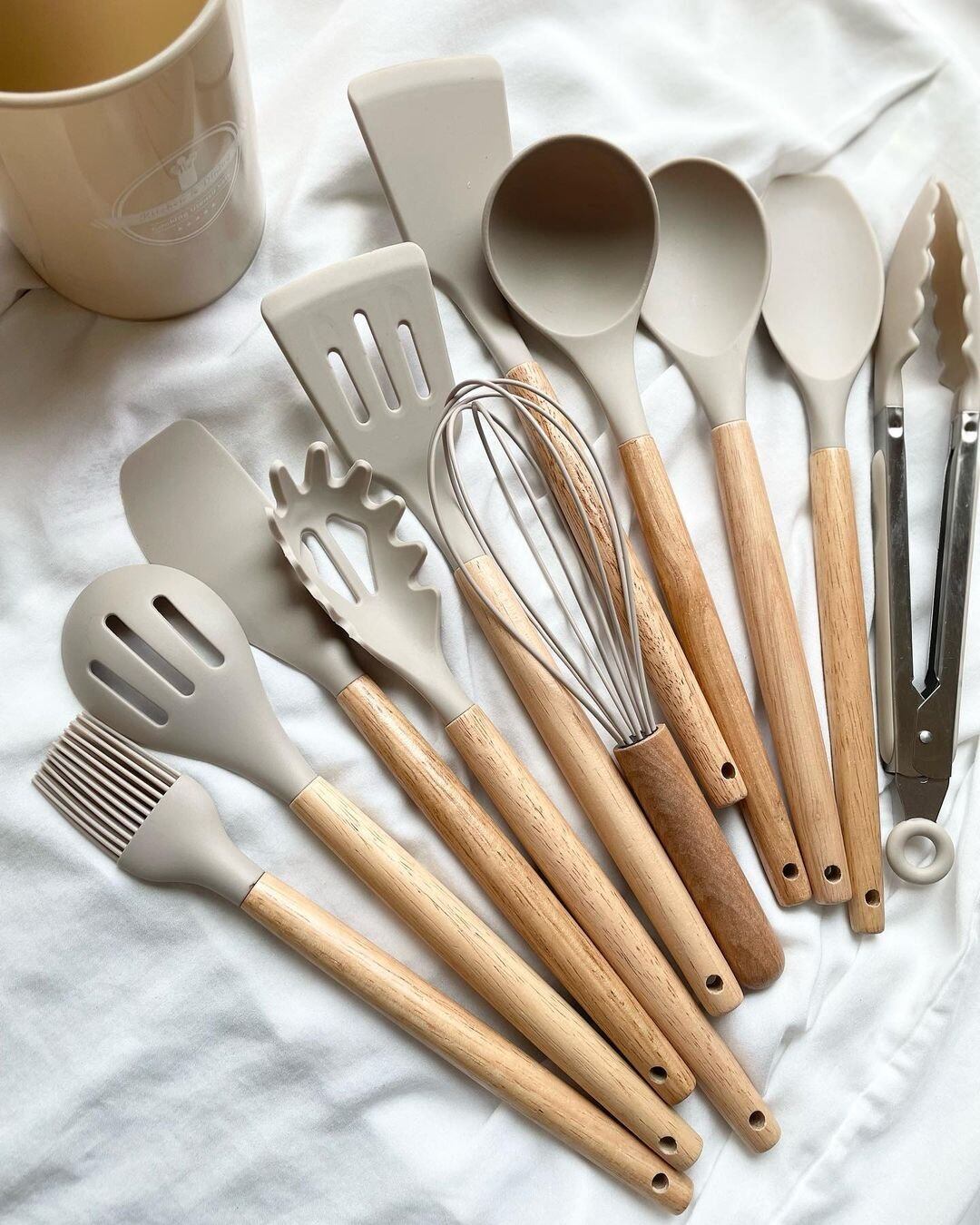 ⭐︎ワクワクさん⭐︎ Amazon.co.jp: NHKDVD つくってあそぼ ちぎったりはったりしよう : DVD