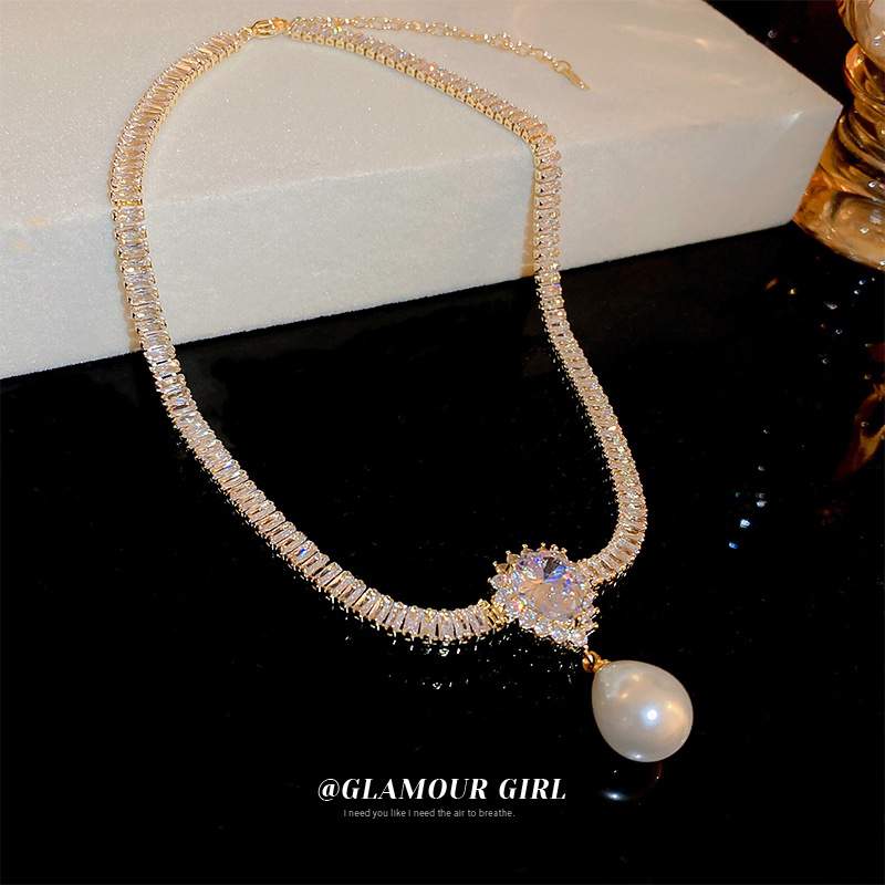 ネックレス ｜レディース・チョーカー・人造真珠・新作・個性的・ジルコン・choker・気品・アクセサリー
|undefined