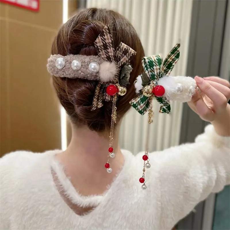 ヘアクリップ｜冬季・クリスマス・ふわふわ・上品・ヘアアクセサリー|undefined