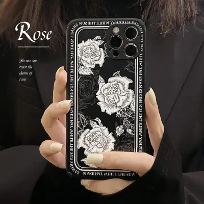 「iPhone多機種対応」  レトロな黒いバラ｜革のような手触りクーラ
