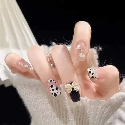 リボン・ネイルアート・ホワイトニング・かわいい・シンプル・セクシー・ins・完成品・ハート・牛柄・着用