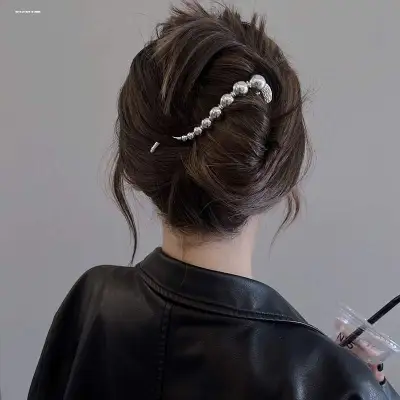 ヘアクリップ｜シンプル・アップスタイル・ねじりクリップ・大サイズ・ヘアアクセサリー