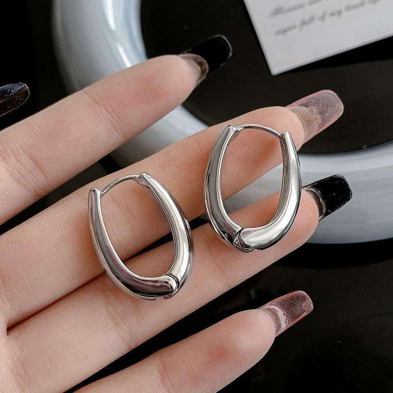 ピアス｜レディース・ファッション・オシャレ・シンプルなデザイン・小顔効果|undefined