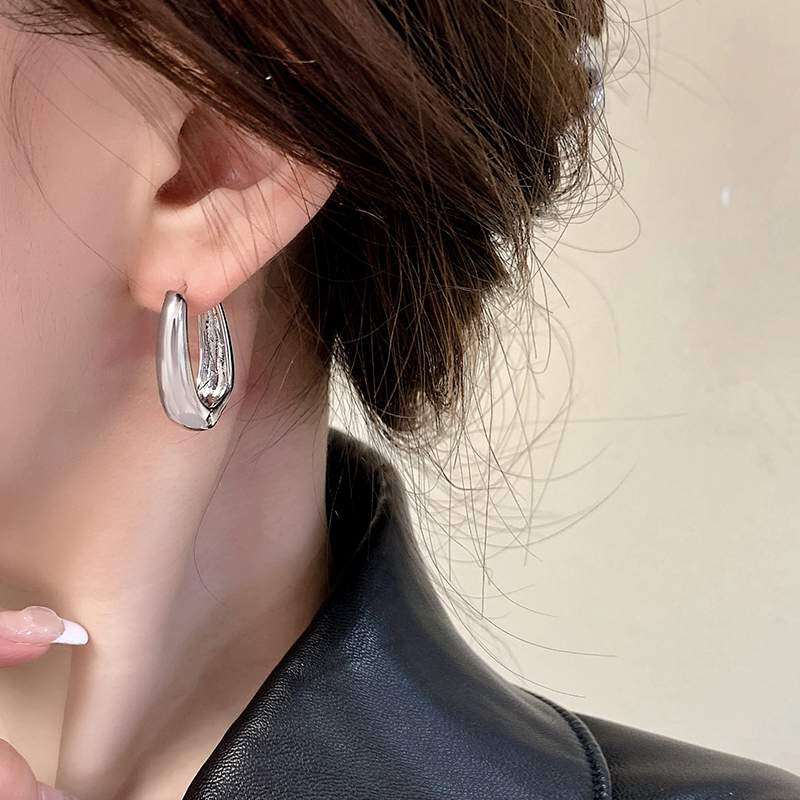 ピアス｜レディース・ファッション・オシャレ・シンプルなデザイン・小顔効果|undefined