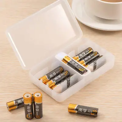 乾電池収納ボックス｜単3形と単4形を同時に収納可能！残量チェッカー付き、マメにチェックすればまだまだ使える電池！