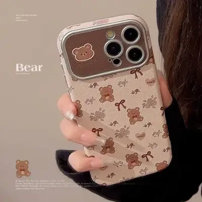 かわいいクマと花柄のiPhoneケース｜上質なレザー質感・清新なデザイン。