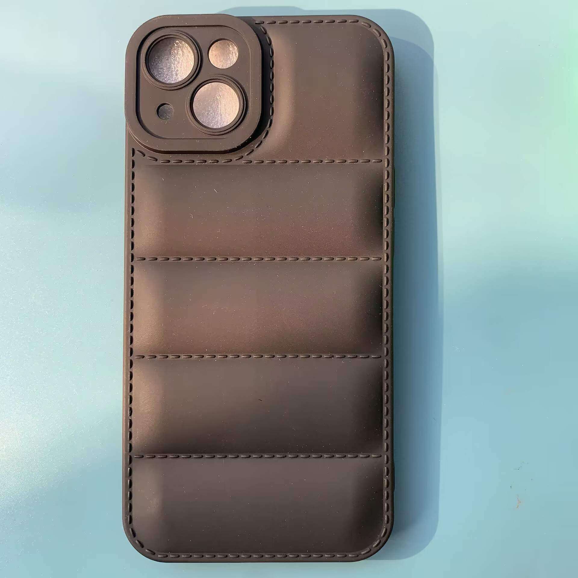 ダウンジャケット型のiPhoneケース｜耐衝撃性・クリア・多機種対応iPhone15/iPhone14/iPhone13/iPhone12|undefined
