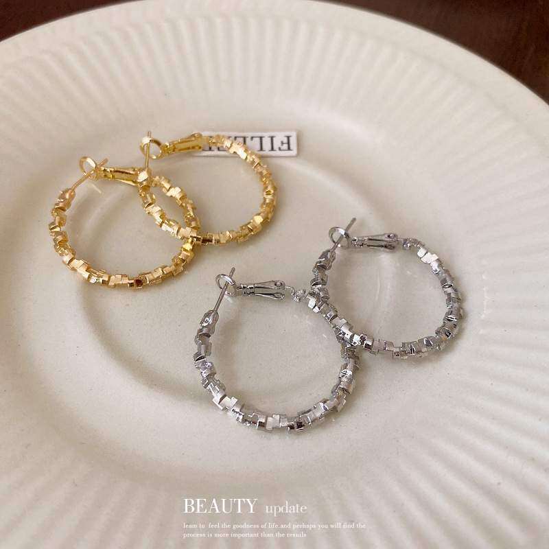 ピアス｜魅力的・個性的・ファッション・幾何学的模様・不規則・新作・シルバーポスト・金属・イヤーアクセサリー|undefined