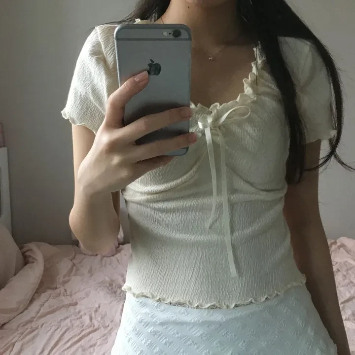 715717467049201664.jpeg