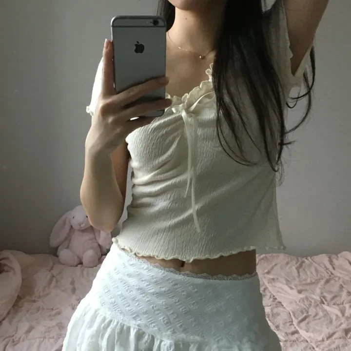 715717469356068864.jpeg