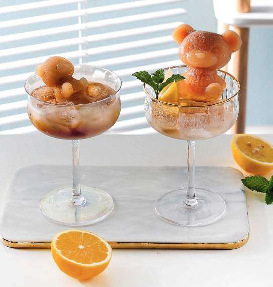 クマちゃん製氷器｜食品グレードシリコンで取り出しやすく、お家で簡単にカフェ気分が味わえる