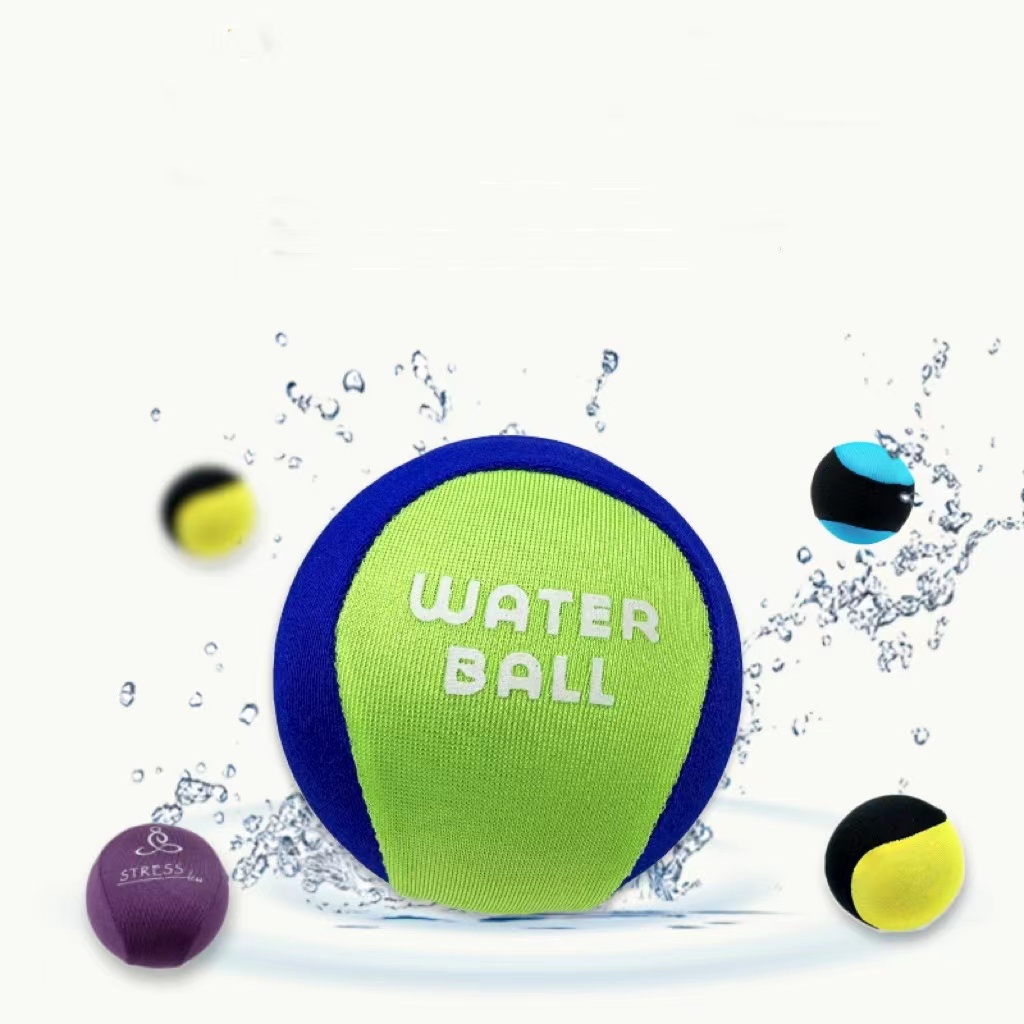 『人気応援商品』ウォーターバウンドボール｜環境にやさしい素材で作られ、ボール1つで大人も子供も夢中になって遊べる。