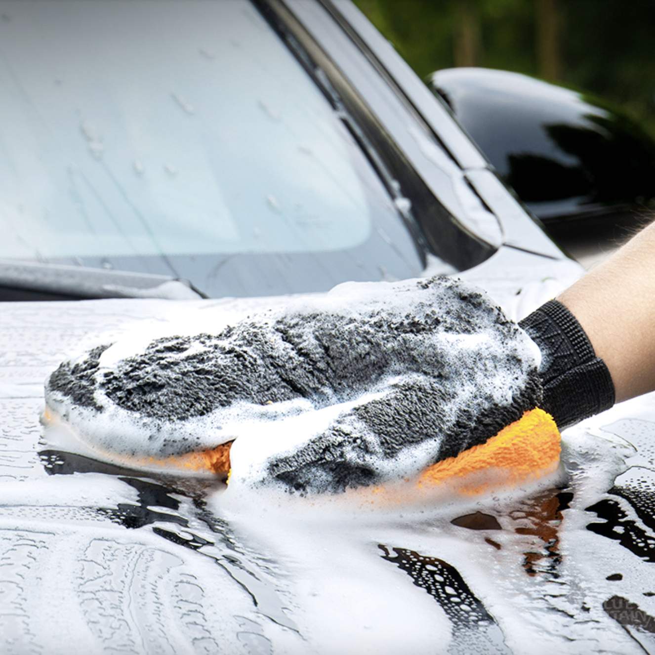 『人気車用品』洗車用グローブ 手袋型｜吸水性・保水性に優れた素材で泡立ちも良く、きめ細やかな泡で優しく撫でるように愛車を傷つける事なく洗車して頂けます。