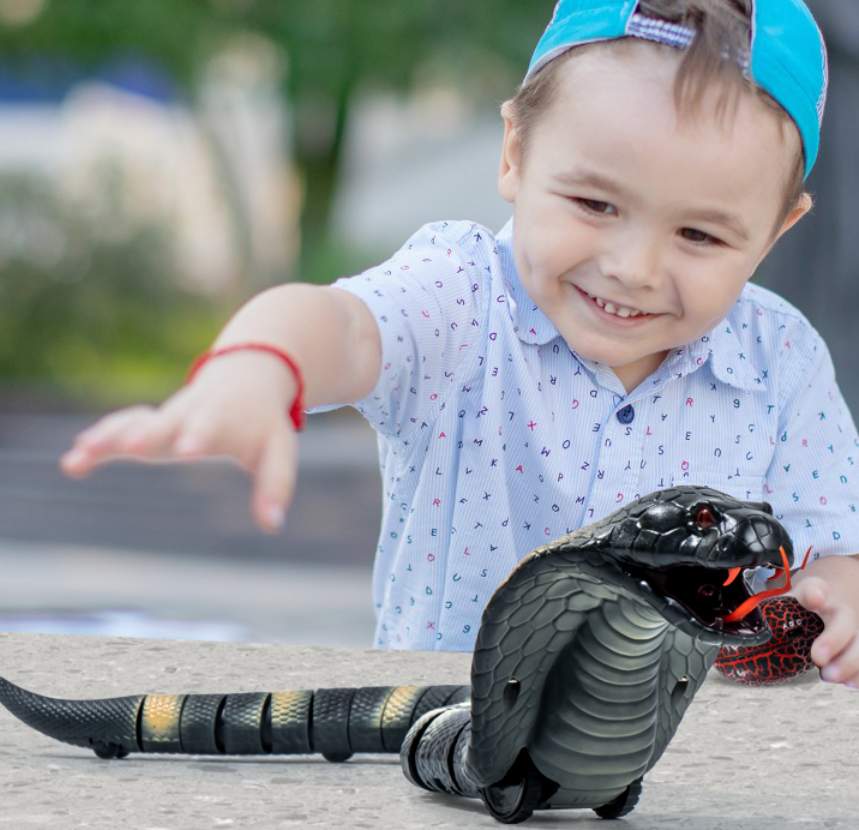 『恐ろしいいたずら玩具』リモコン蛇おもちゃ｜環境に優しい素材を使われ·使用する過程で子供たちに多くの楽しみをもたらす