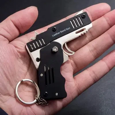 折りたたみできる ガンのキーホルダー｜専用ゴムバンド420個付き、家族や子供と一緒に遊ぶ楽しいおもちゃです！