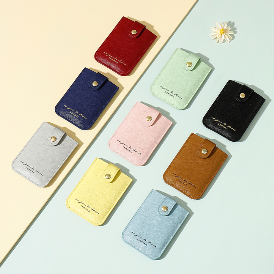 IDカードホルダー｜おしゃれなデザインで、何枚のIDカード収納可能|undefined