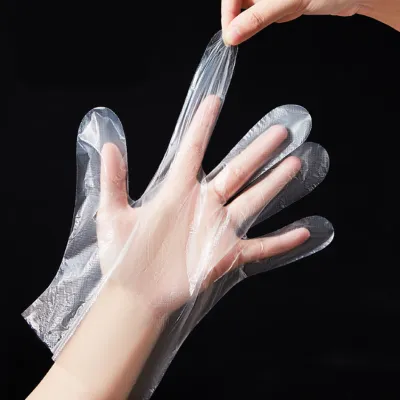 使い捨て手袋｜プラスチック　薄手仕様だから、素手感覚の使い心地