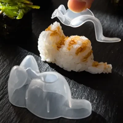 子猫型のおにぎりモールド｜子猫のおにぎりが作れる寿司メーカー！ごはんだけじゃなく野菜ピューレも入れてよし！