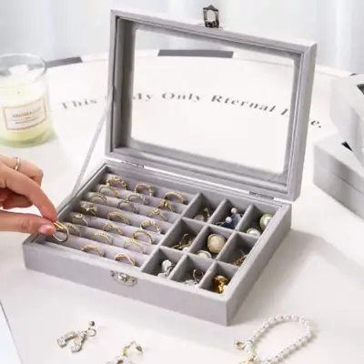 ジュエリーボックス｜指輪置き 携帯用 持ち運び 仕切り付き宝石箱 アクセサリー ボックス