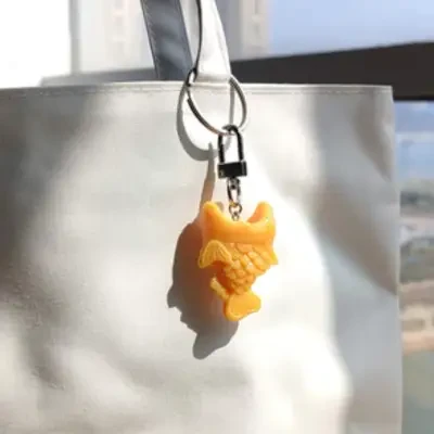 口開け鯛焼きの鞄飾り｜幸せ飾り！鯛焼きになっても笑っていこう！