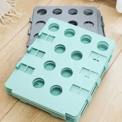 折りたたみ収納ボード！衣類整理の必需品！洋服を簡単的に収納できる