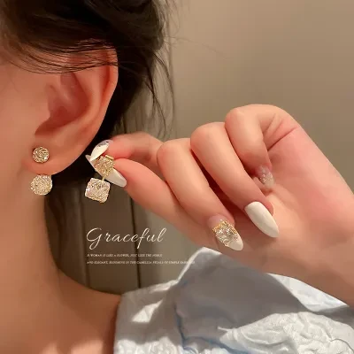キラキラピアス｜クリスタルガラス　シンプル　可愛い💕　彼女にプレゼント