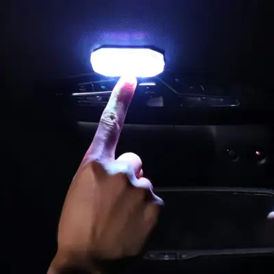 LED車用センサーライト｜足元ライト・夜間ライト・取付簡単