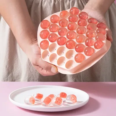 ビーハイブ型製氷皿｜一度でたくさんのアイスボウルが作れる！