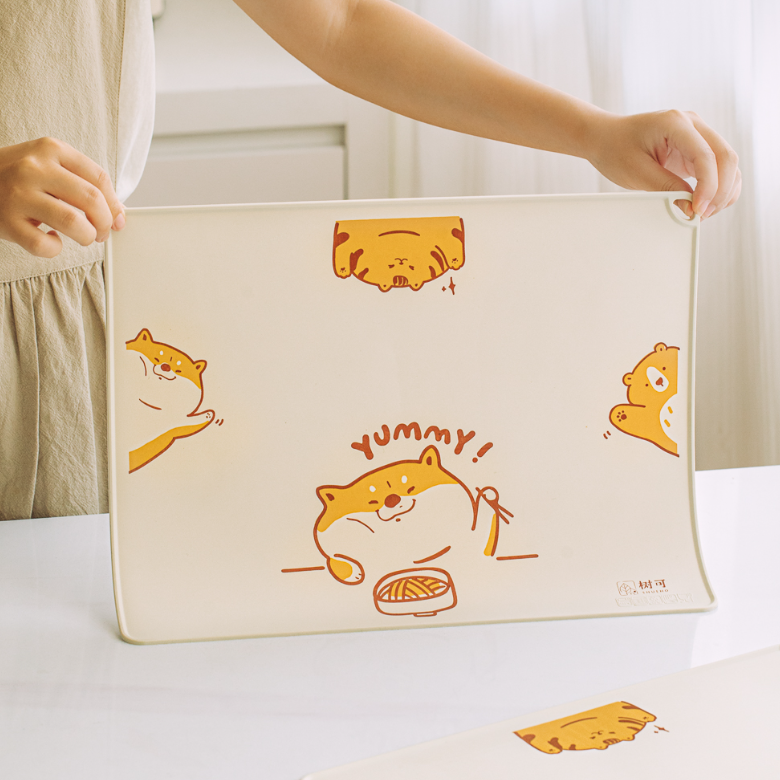 【樹可】キッズシリコンマット - 食品グレードの滑り止め、耐熱、保護マット！|undefined
