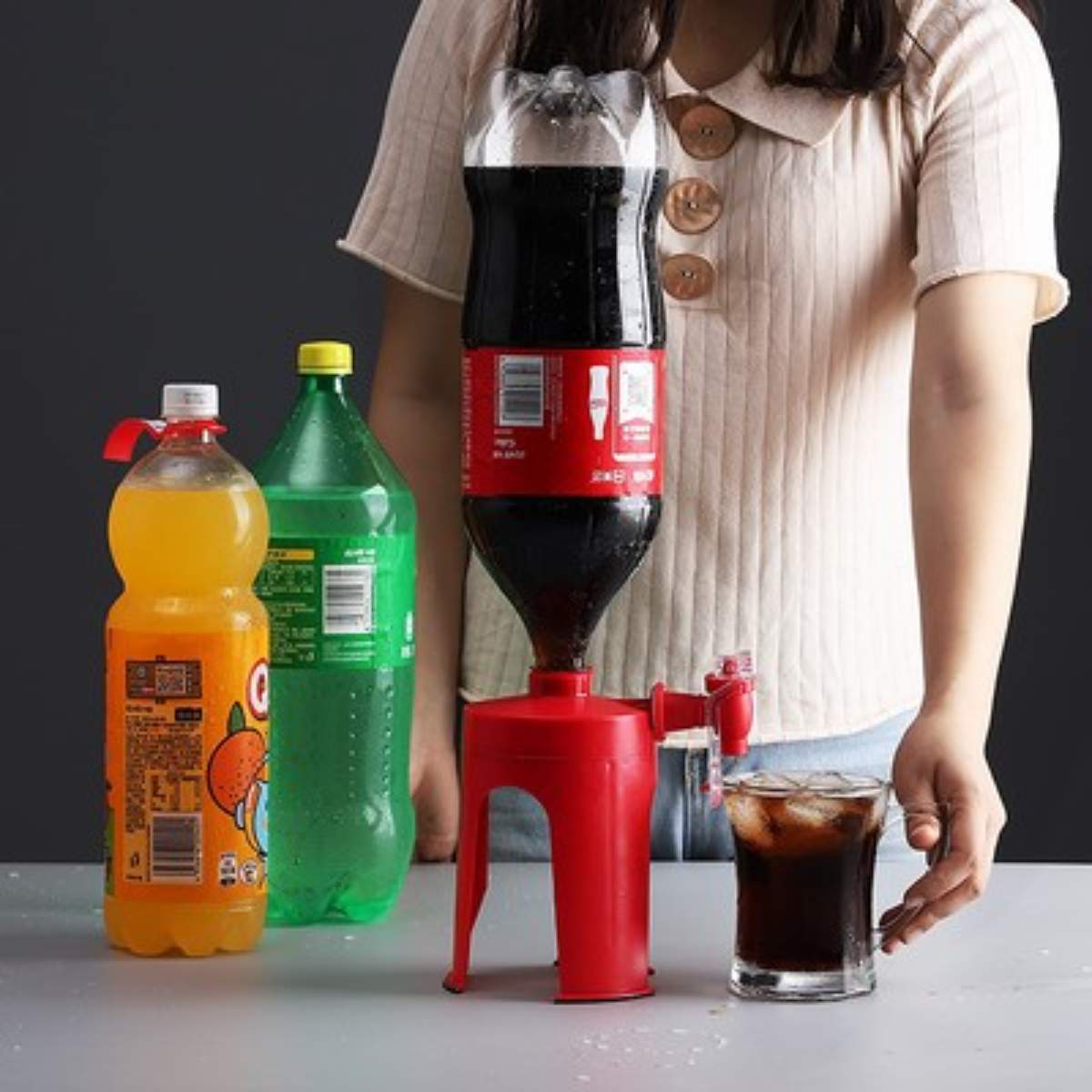 コーラ ディスペンサー【ご注意：口径30mmのボトルに適用】｜一押くん・衛生的にお使いいただくために必ず1週間に1度洗浄|undefined